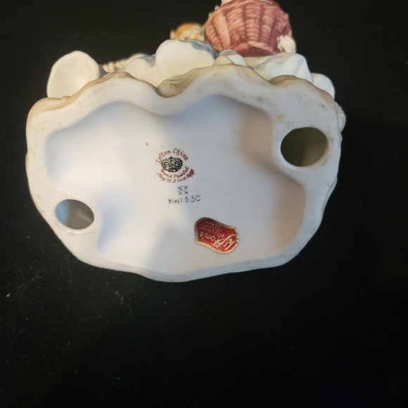 Lady  figurine - Picture 5 of 5